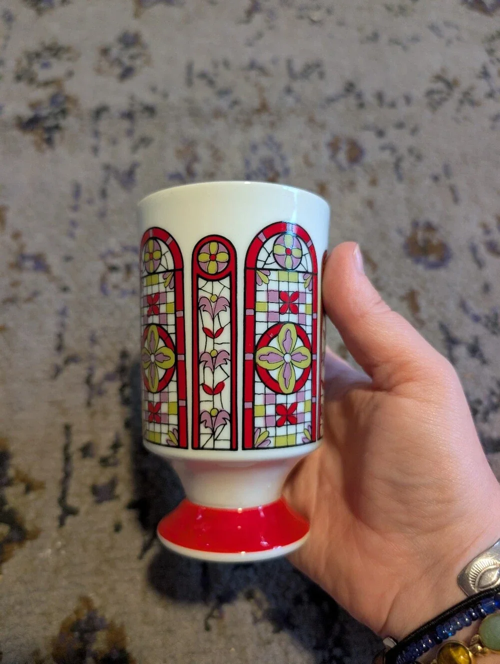 2‎ Vintage Royal Crown Arnart Smug Mugs Notre Dame Stain Glass Pattern Red Green